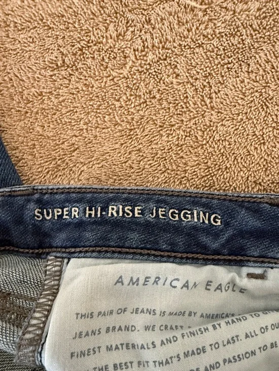 American Eagle Outfitters Women’s Medium Blue Skinny Jeans - Picture 5 of 6